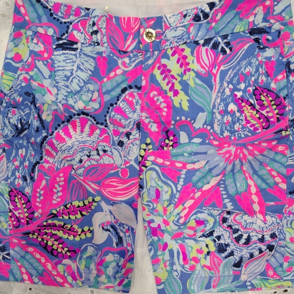 LILLY PULITZER CHIPPER SHORTS -FANTASY GARDEN REEF-10" INSEAM BERMUDA STYLE Sz 6 - Picture 1 of 8
